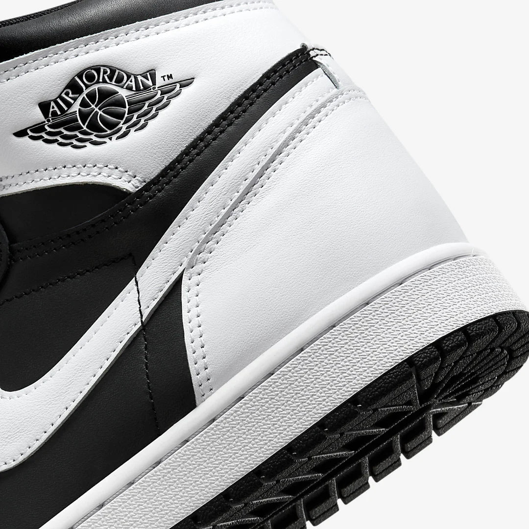 Air Jordan 1 High OG “Black/White” 2.0